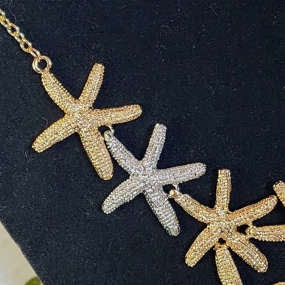 Statement Gold and Silver Starfish Necklace Set New - Picture 3 of 9